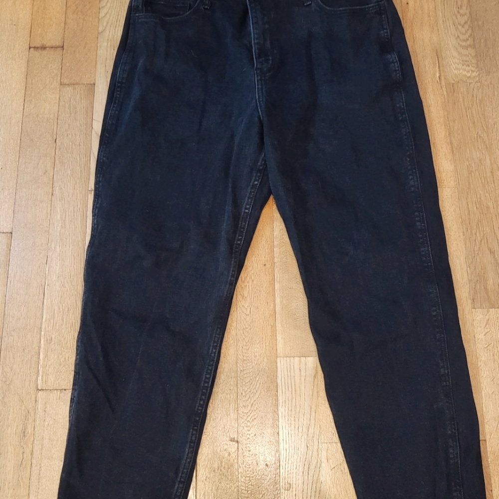 Hollister Ultra High-Rose Mom Jeans